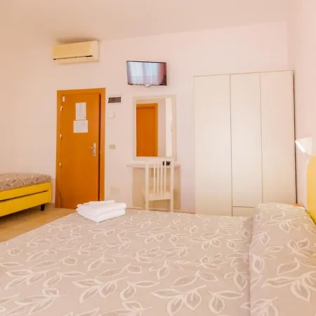 Bagli - Cristina Rimini